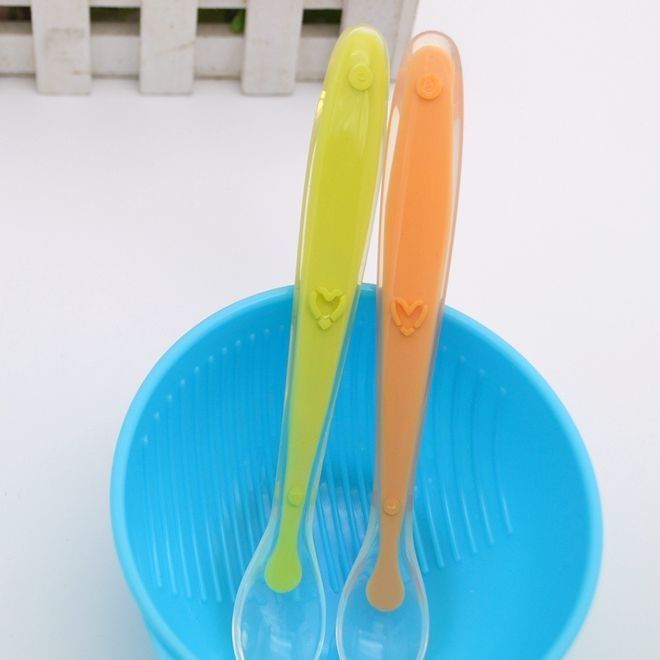 FDA LSR Liquid Silicone Rubber For Spoon High Transparency And Good Resilience